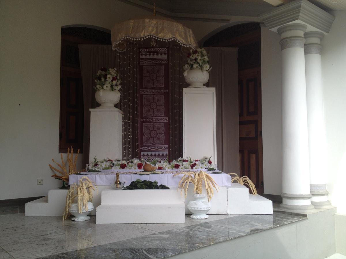 Hotel Manor House Embulpure Exterior foto